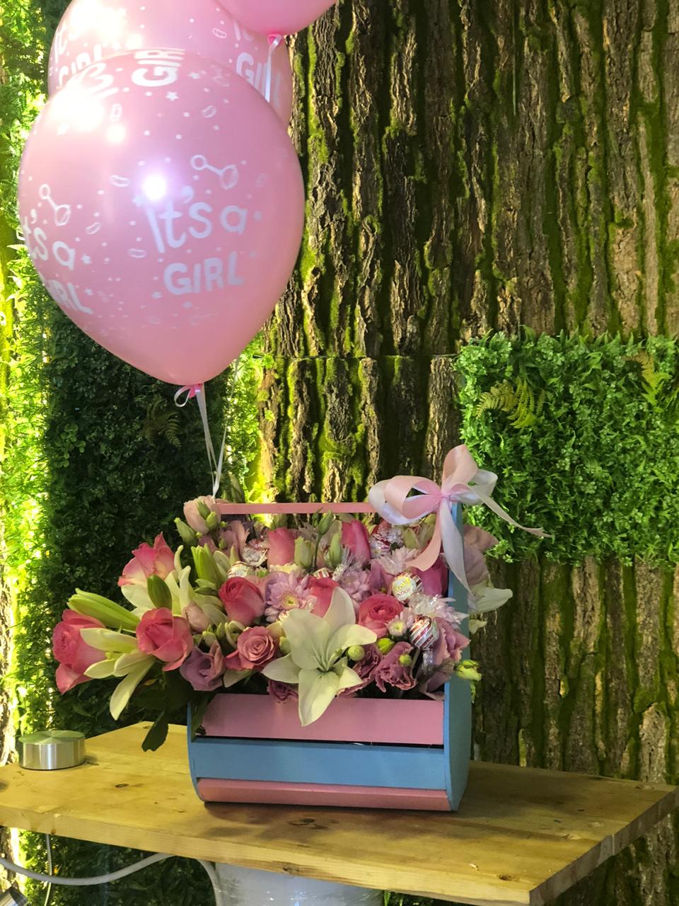 its a girl flower delivery